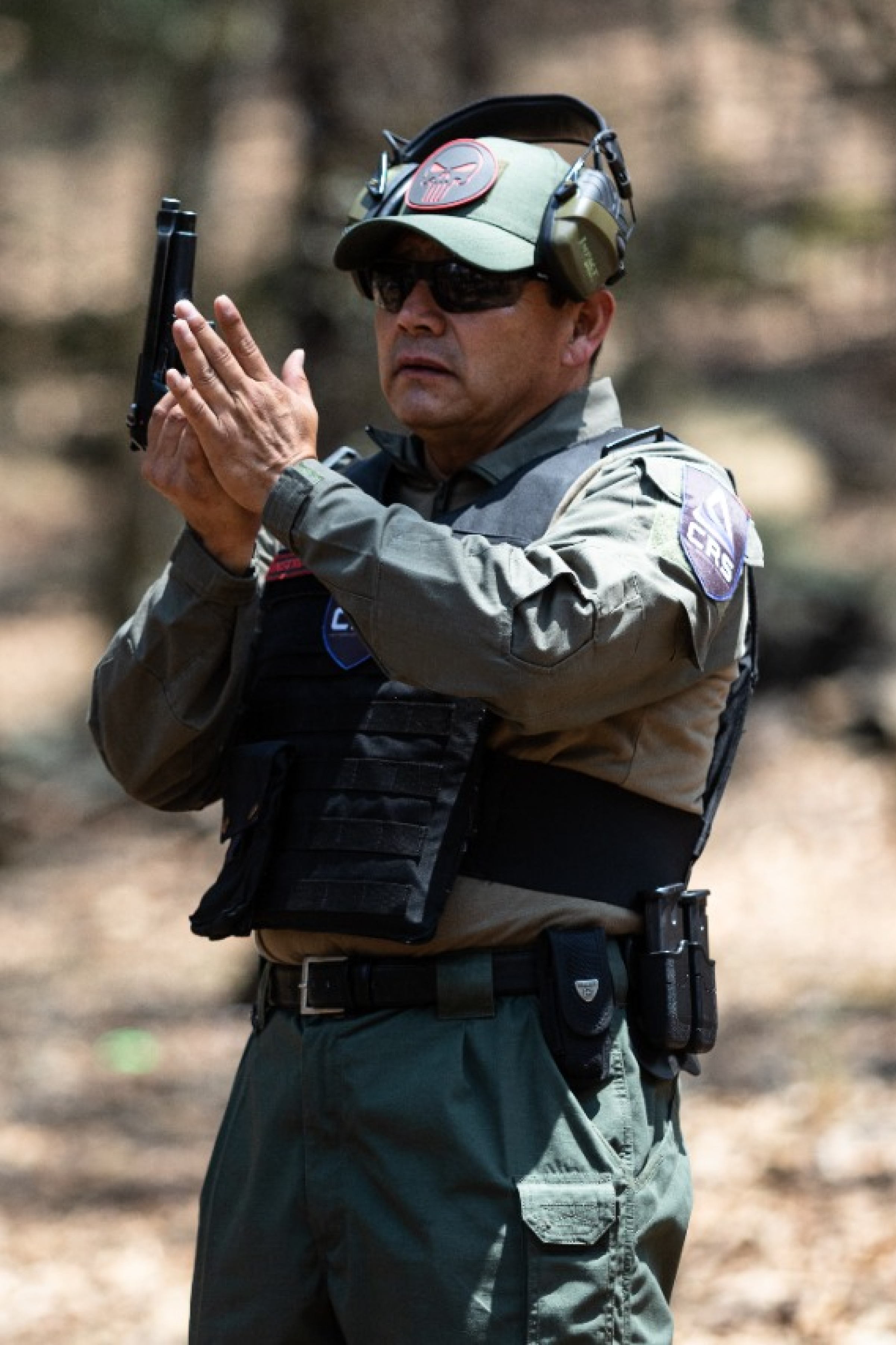 Guardia de seguridad de CRS armado